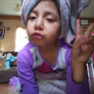 Meet your Posher, Anahi